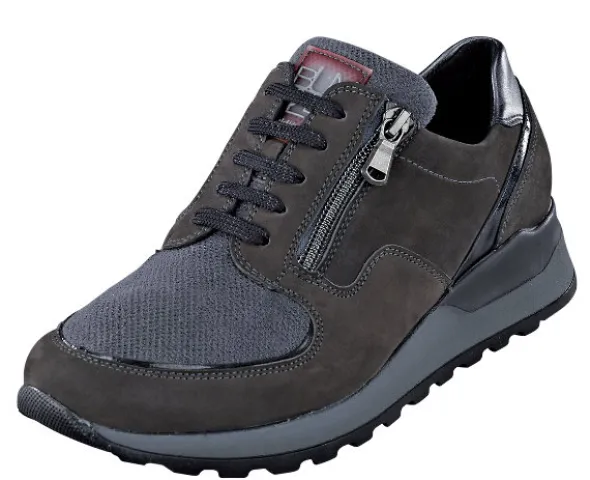 Sportlicher Waldläufer Schnürhalbschuh
