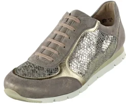 Bequemer Sneaker mit Phyton Print oder Perforation