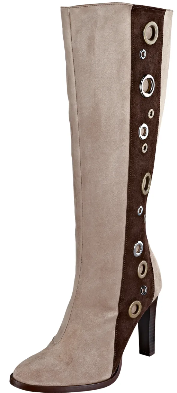 Exklusiver High Heels Stiefel mit auffälligen Zierösen