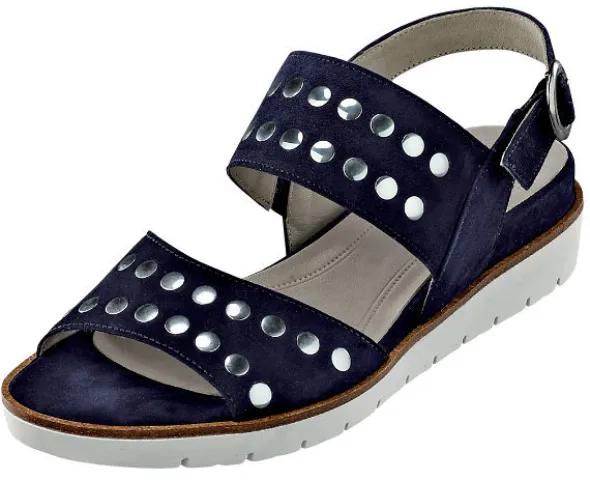 Nietenbesetzte Riemensandalette