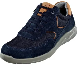 Sportlicher Sneaker mit zu öffnendem Reißverschluss an der Innenseite