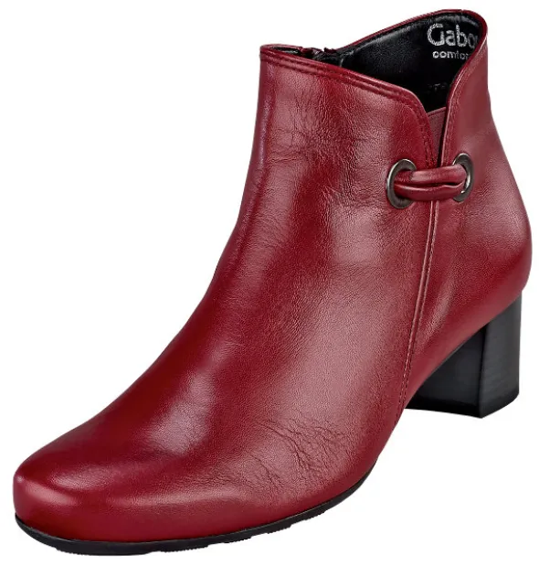 Stiefelette mit dekorativen Ösen an der Außenseite von Gabor